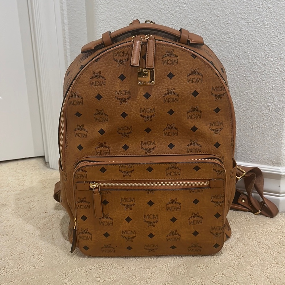 COPY - MCM Medium Stark Backpack in Visetos in Mint Condition